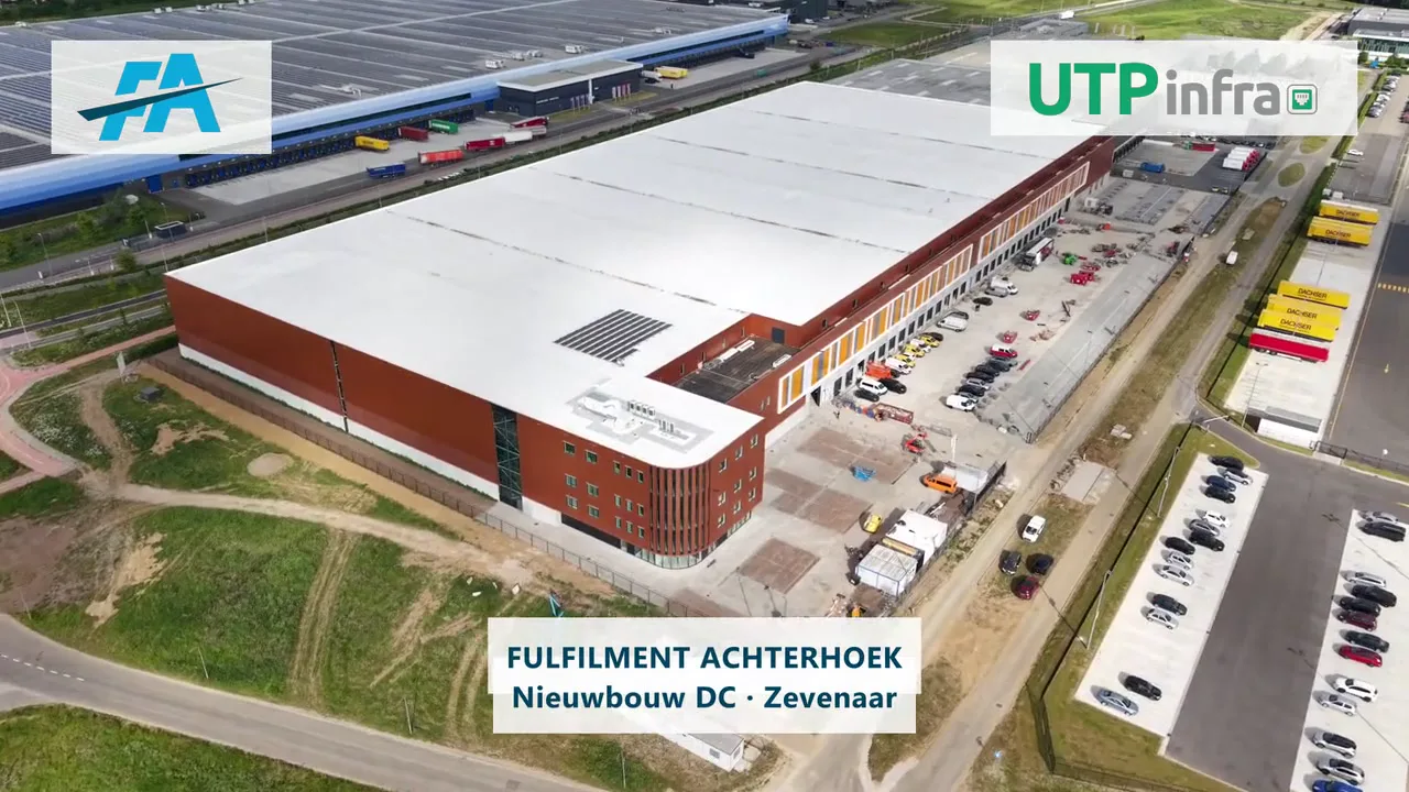 Luchtopname van het nieuwbouw distributiecentrum van Fulfilment Achterhoek in Zevenaar